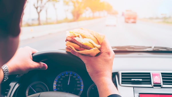 Drivers who eat and drink while driving: